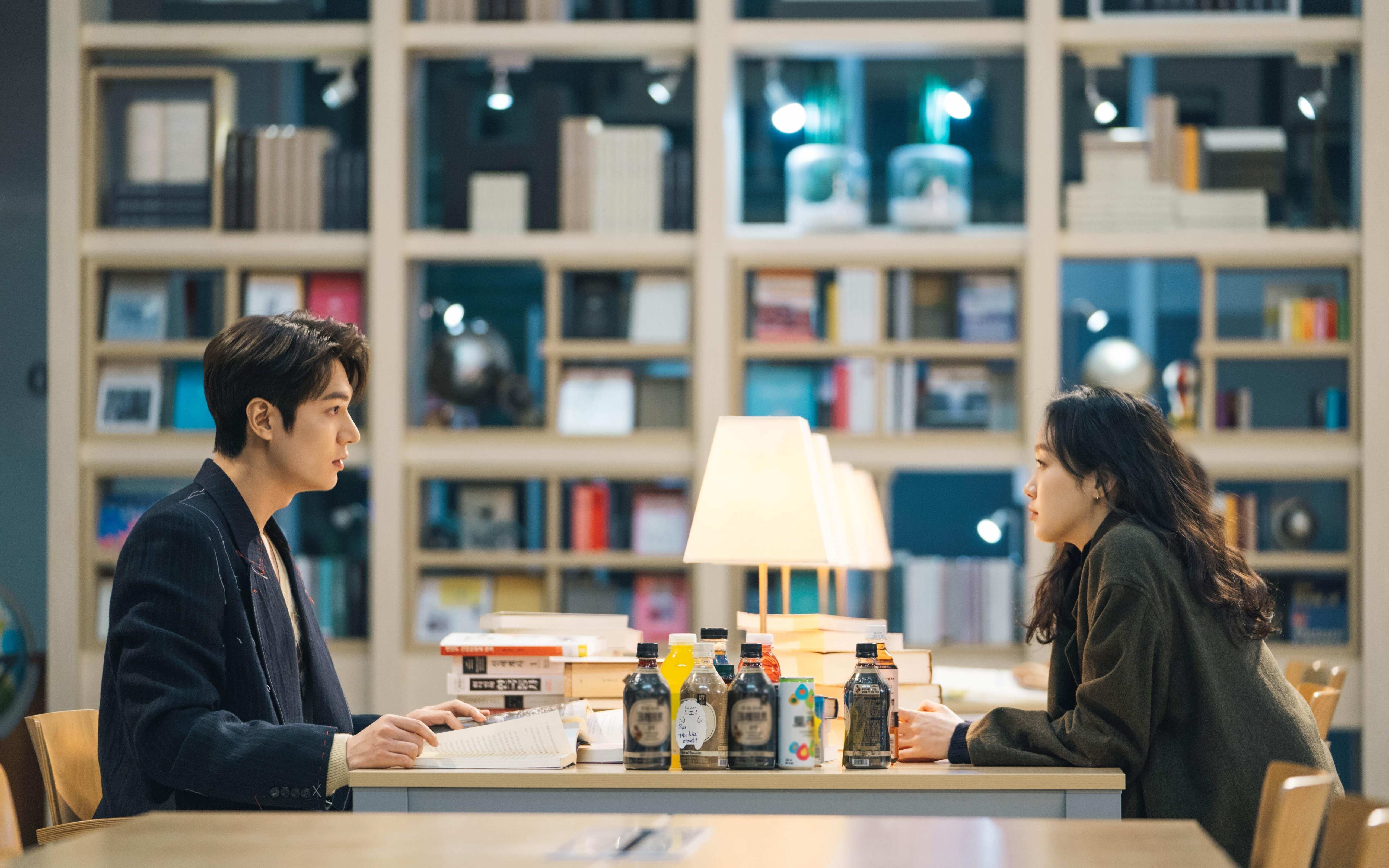 fb体育电脑版-澳大利亚袋鼠队的长传球战术：打破对手防线的秘密武器，澳大利亚袋鼠比赛